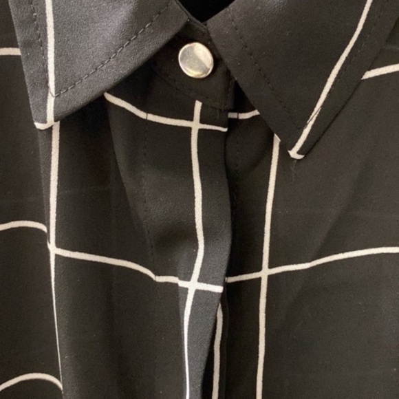 Apt. 9 (petite) PXXL black & white geometric/square button down dress bl… - Picture 5 of 13